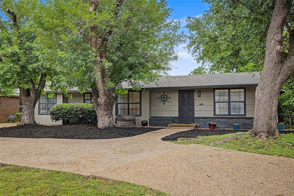 3644 Seminary Dr, Fort Worth, TX 76109