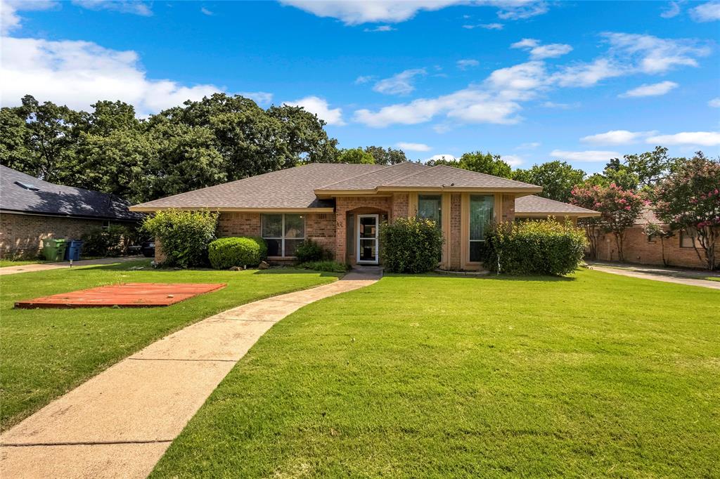 42 Indian Trl, Hickory Creek, TX 75065
