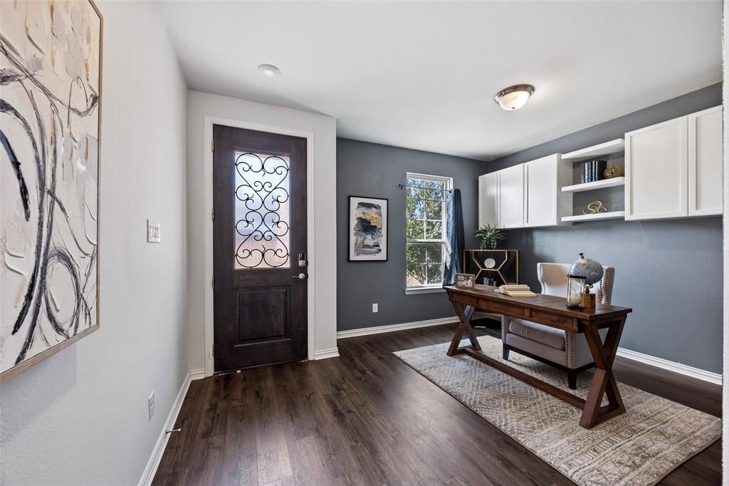 2501 Durango Dr, Carrollton, TX 75010 photo