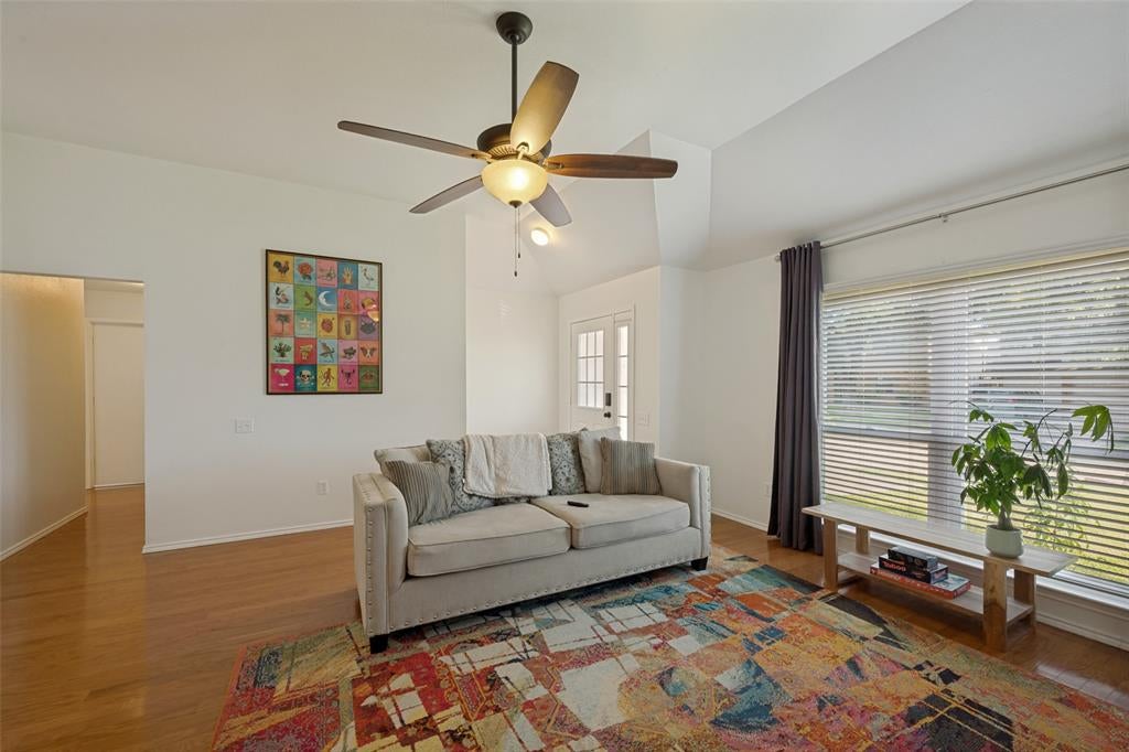 820 Wyndham Pl, Arlington, TX 76017 photo