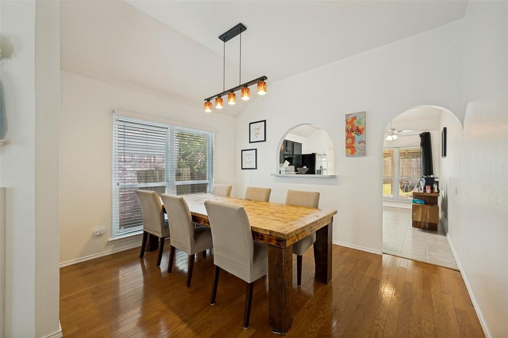 820 Wyndham Pl, Arlington, TX 76017 photo