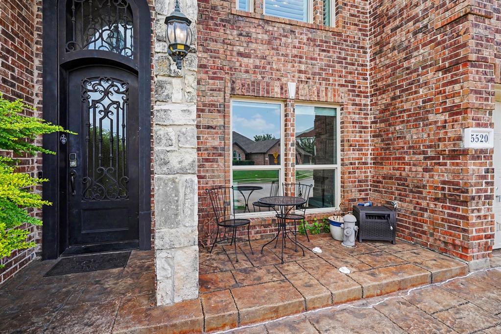 5520 Champlain Dr, Fort Worth, TX 76137 photo