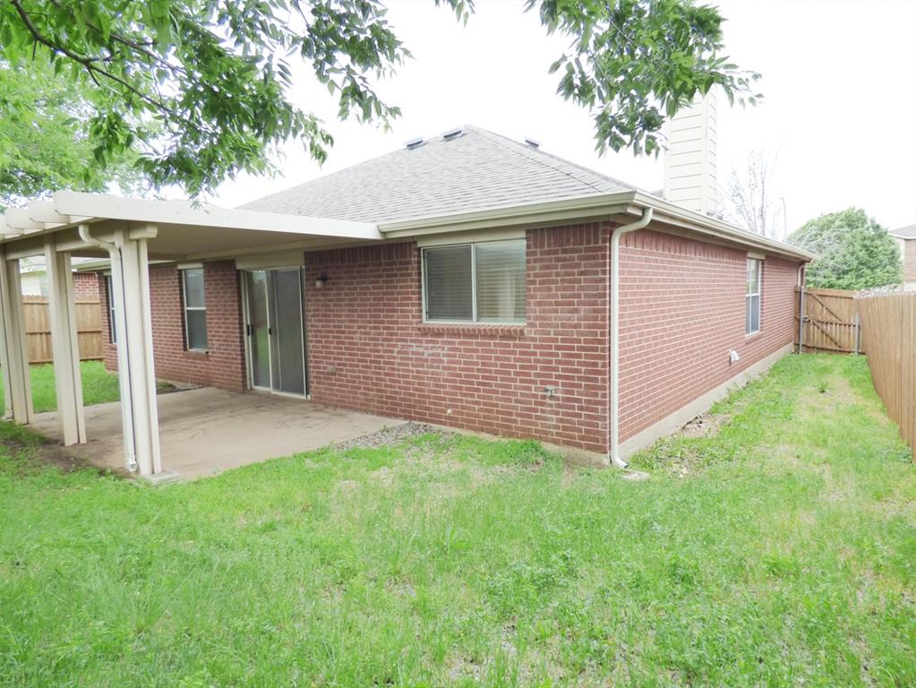 8532 Hawkview Dr, Fort Worth, TX 76179 photo