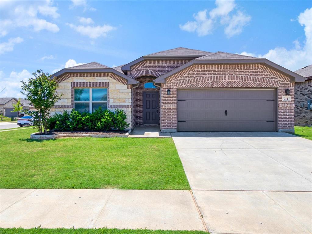 712 Presidio St, Aubrey, TX 76227 photo