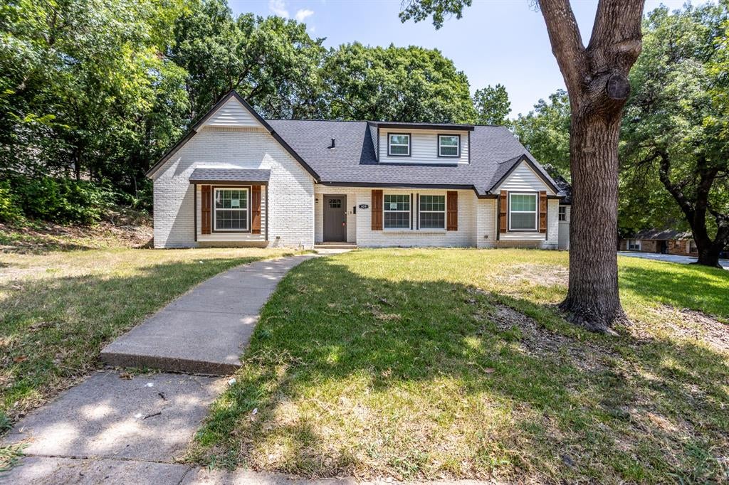 809 Wood River Rd, Dallas, TX 75232