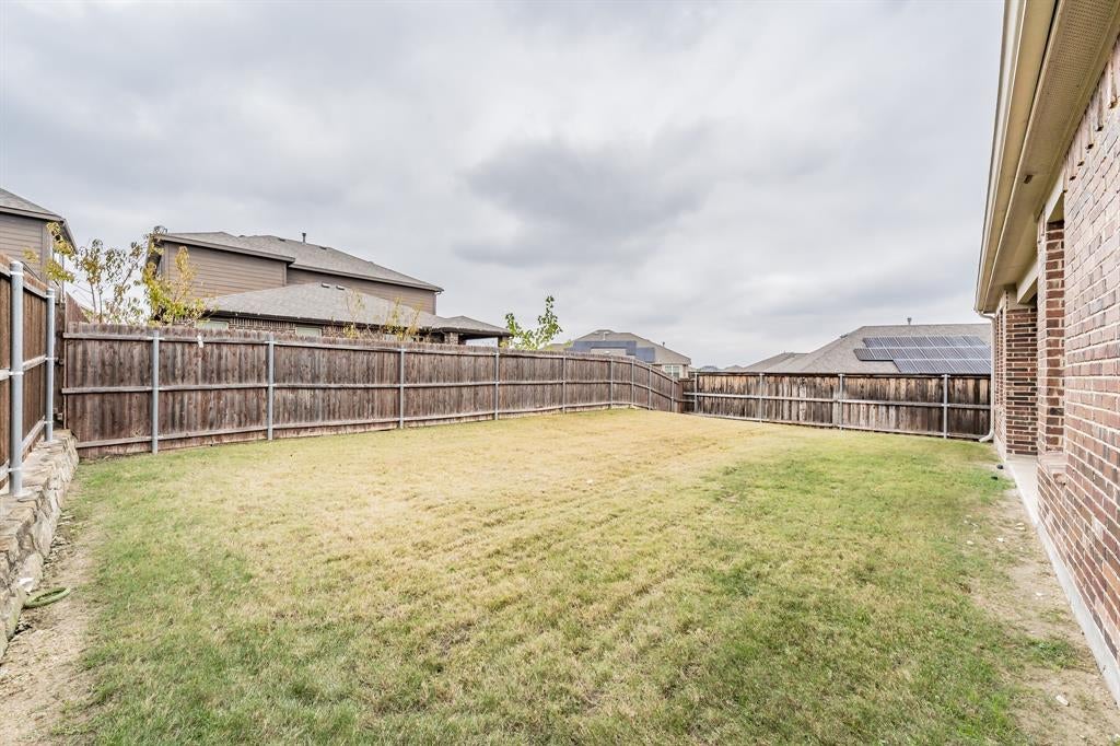 9041 Bronze Meadow Dr, Fort Worth, TX 76131 photo