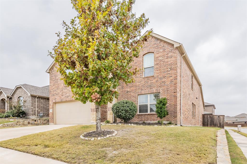 9041 Bronze Meadow Dr, Fort Worth, TX 76131 photo