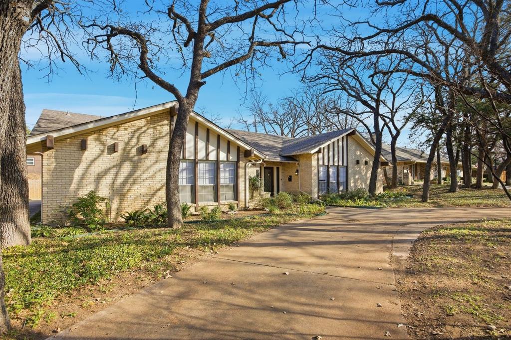 1620 Oak Meadow Dr, Irving, TX 75061 photo