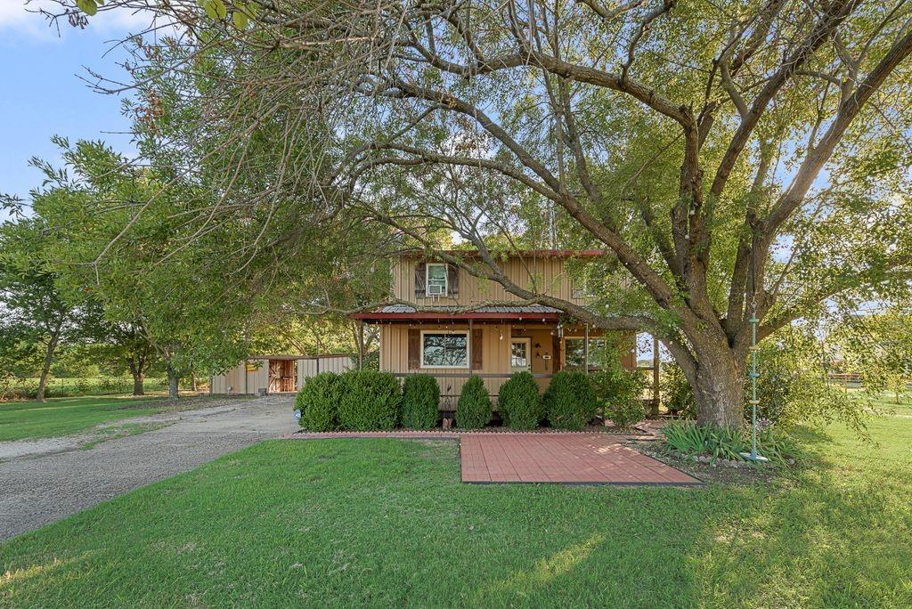 220 Crump Cir, Red Oak, TX 75154