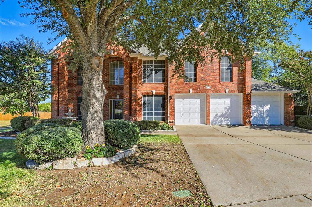 5212 Whisper Dr, Fort Worth, TX 76123 photo