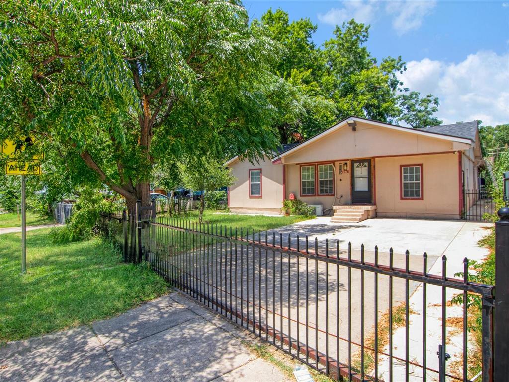 3778 Donalee St, Fort Worth, TX 76119