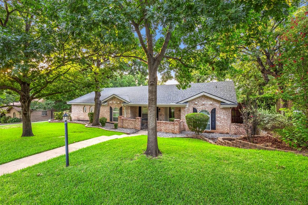 102 Walnut Way, Euless, TX 76039 photo