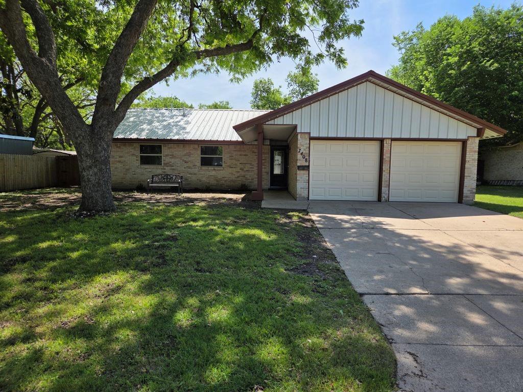 7408 Overhill Rd, Fort Worth, TX 76116