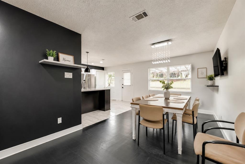408 Ruby Rd, Grand Prairie, TX 75050 photo