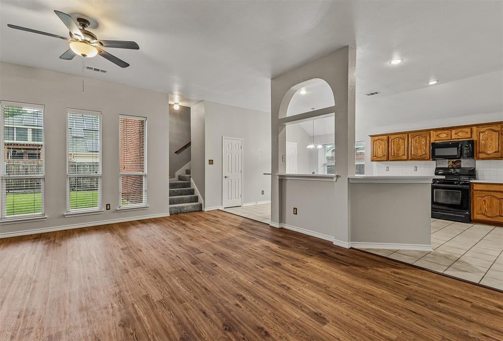 7413 Providence Dr, Rowlett, TX 75089 photo