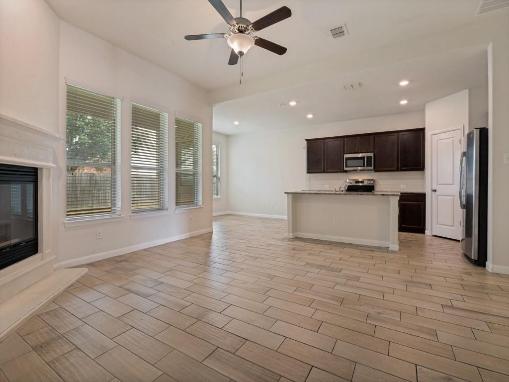 120 Rain Cloud Dr, Waxahachie, TX 75165 photo
