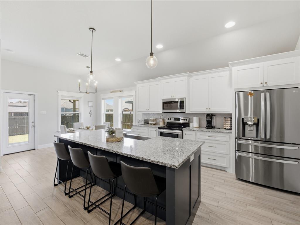 956 Sam St, Springtown, TX 76082 photo
