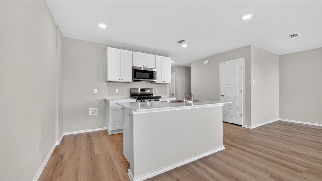 16649 Hudson Prairie Way, Justin, TX 76247 photo