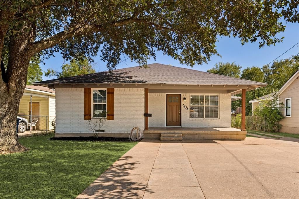 3838 Dutton Dr, Dallas, TX 75211 photo