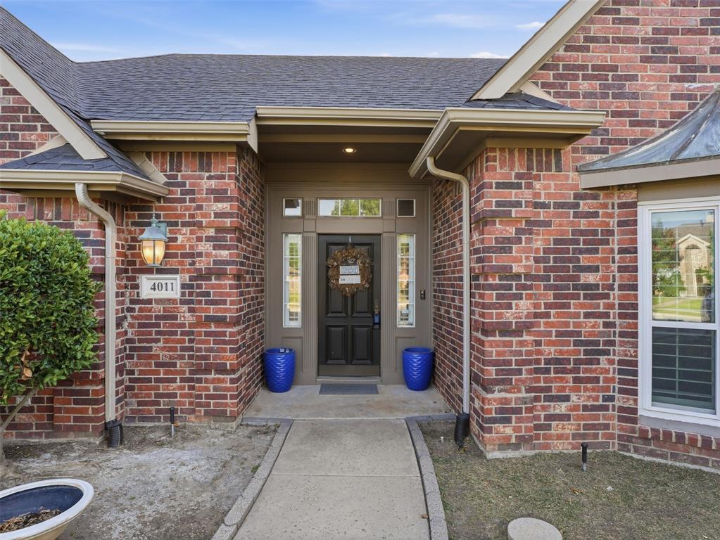 4011 Province Dr, Carrollton, TX 75007 photo