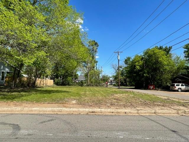 1011 E Houston St, Paris, TX 75460 photo