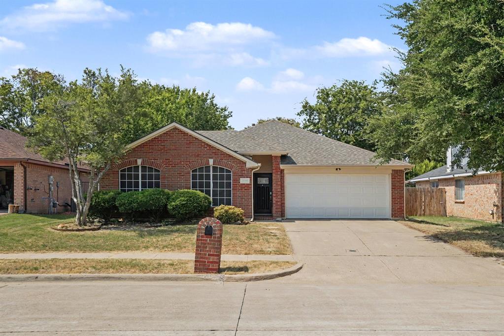 1010 Barkridge Dr, Mckinney, TX 75069