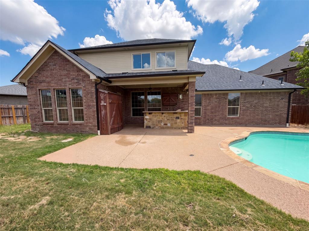 400 Blue Star Ct, Burleson, TX 76028 photo
