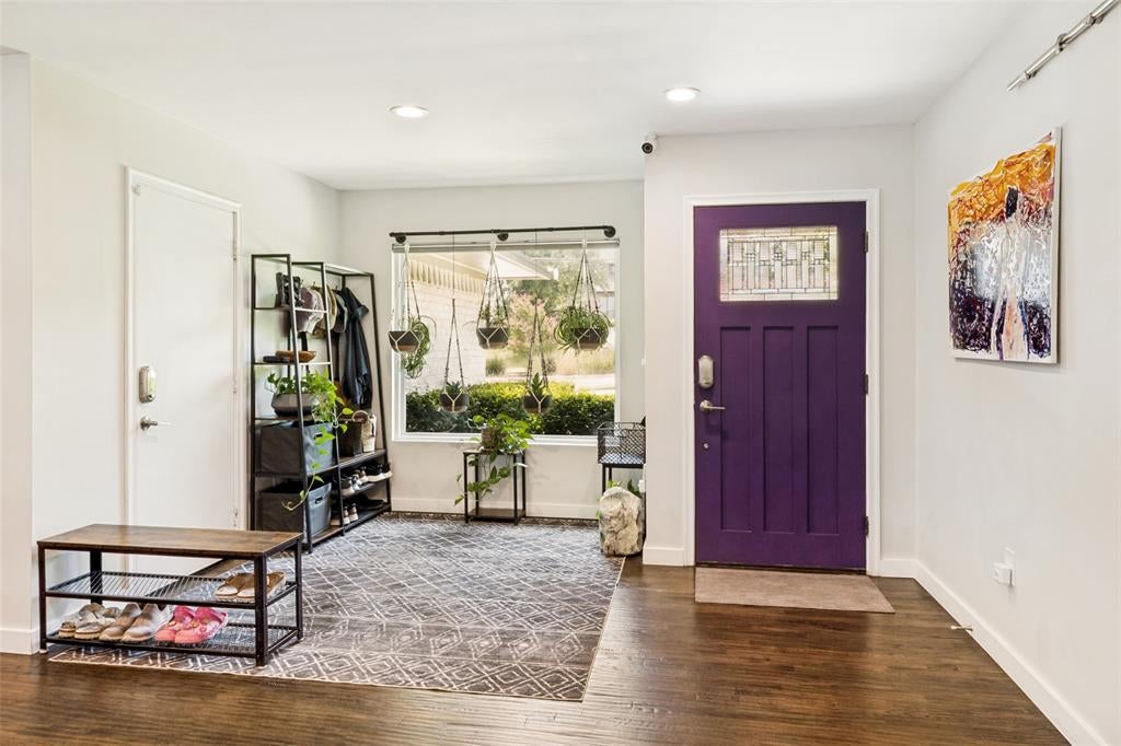 7045 Gaston Pkwy, Dallas, TX 75214 photo