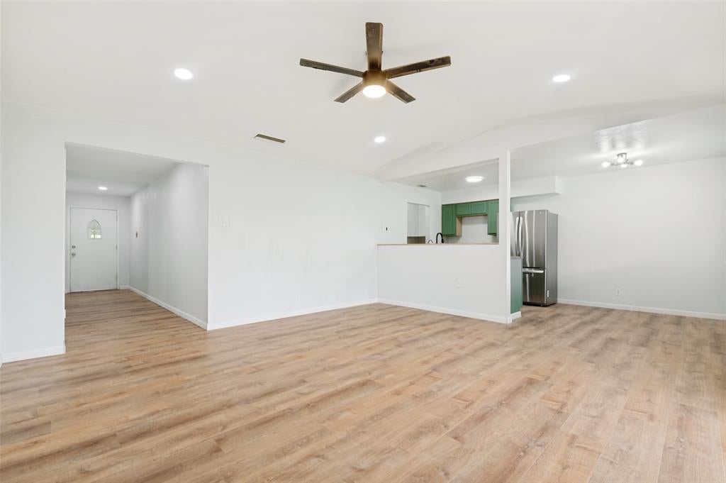 2654 Arlington Ln, Lancaster, TX 75134 photo