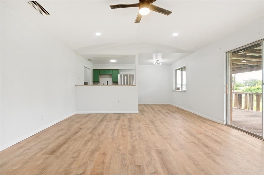 2654 Arlington Ln, Lancaster, TX 75134 photo
