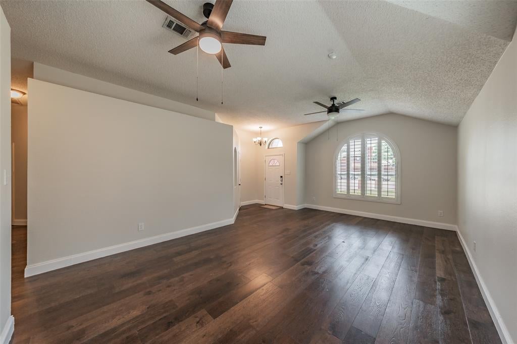 4809 Summit Cir, Flower Mound, TX 75028 photo