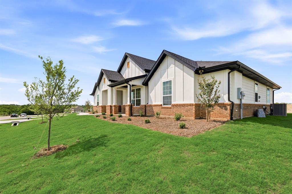 116 Park Hurst Dr, Boyd, TX 76023 photo