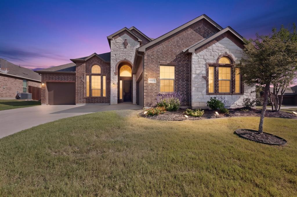 4401 Tall Meadow Ct, Arlington, TX 76001 photo