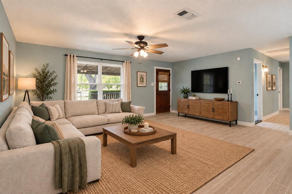 116 Eastridge Dr, Springtown, TX 76082 photo