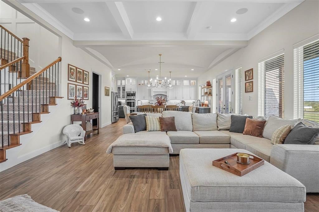 428 Royal Santana Run, Weatherford, TX 76087 photo