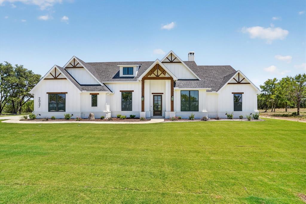 2037 Preserves Trl, Weatherford, TX 76087