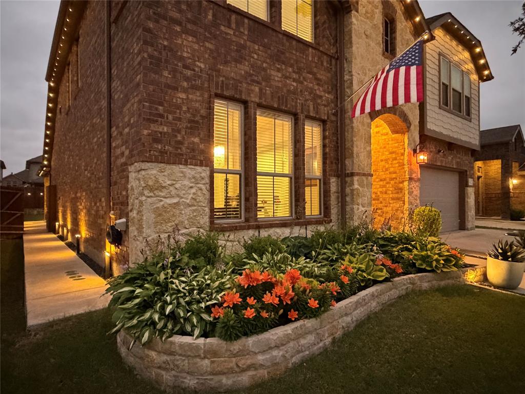 862 Mildren Ln, Fate, TX 75087