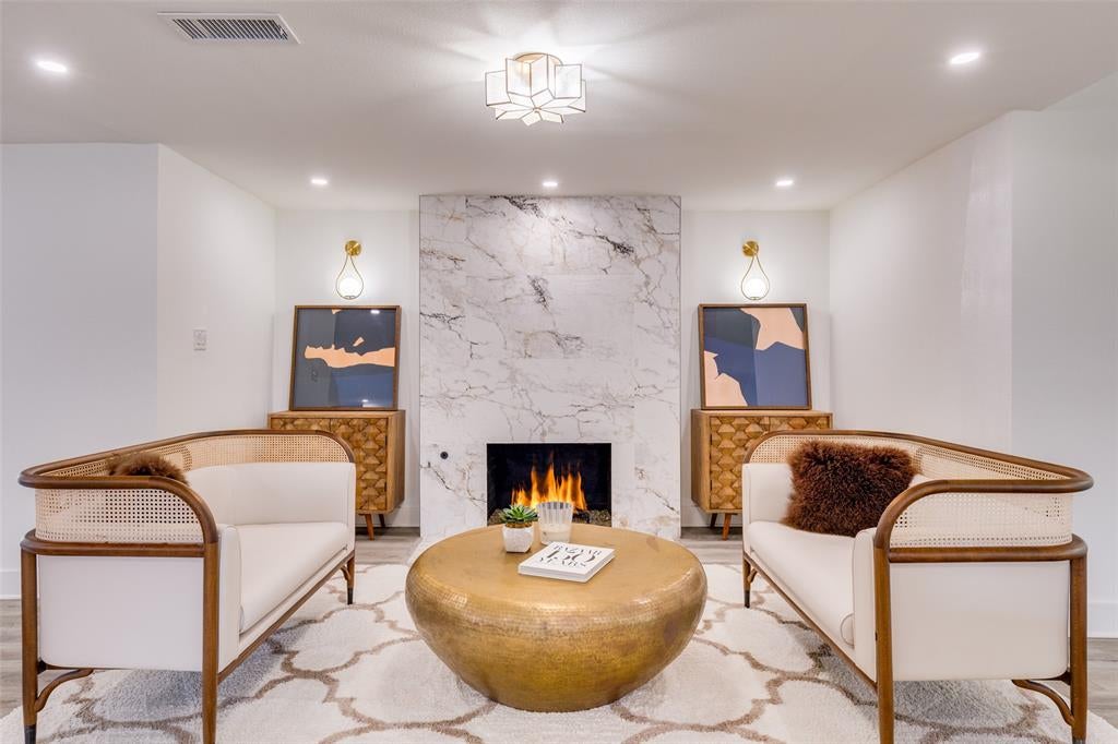 6626 Harvest Glen Dr, Dallas, TX 75248 photo