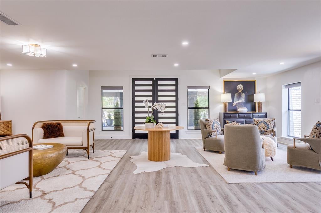 6626 Harvest Glen Dr, Dallas, TX 75248 photo