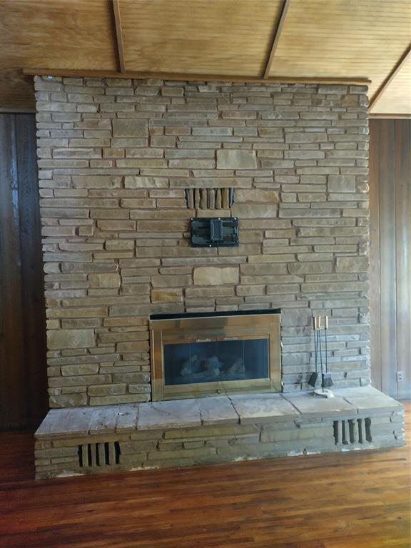 202 SW Cindy Ln, Burleson, TX 76028 photo