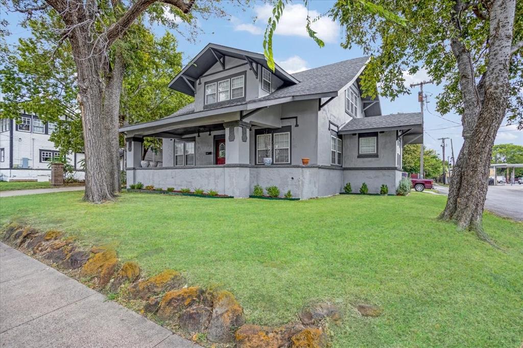 114 W King St, Sherman, TX 75090 photo