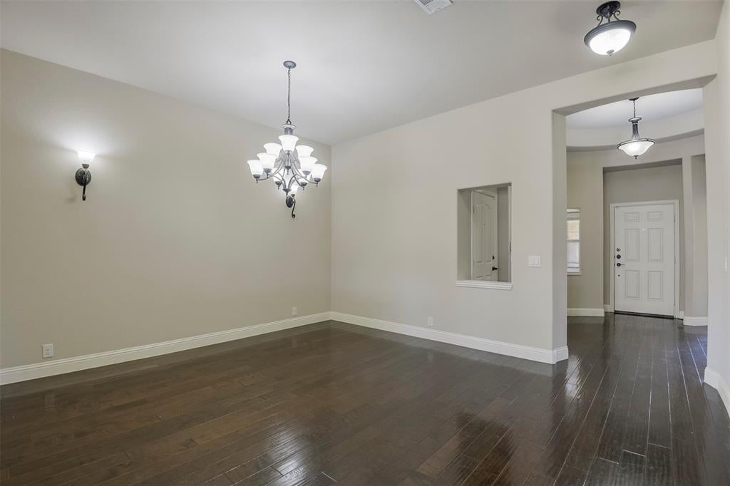 905 Mill Pond Dr, Midlothian, TX 76065 photo