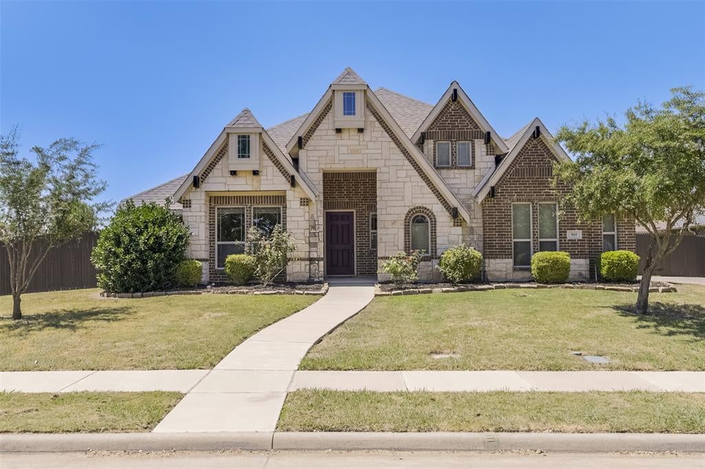 905 Mill Pond Dr, Midlothian, TX 76065 photo