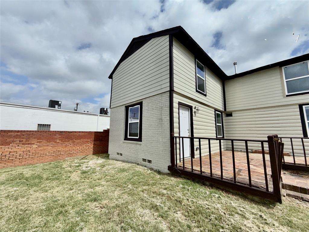 7629 Military Pkwy, Dallas, TX 75227 photo