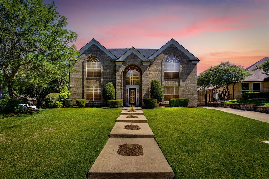 7501 Amhurst Cir, Fort Worth, TX 76132