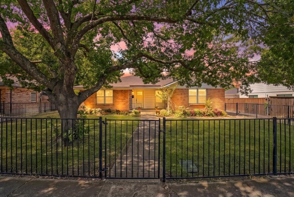 11315 11317 Lochwood Blvd, Dallas, TX 75218