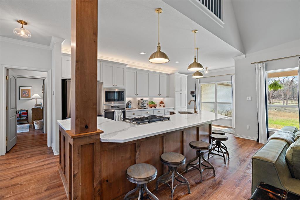 1659 Zion Hill Loop, Weatherford, TX 76088 photo