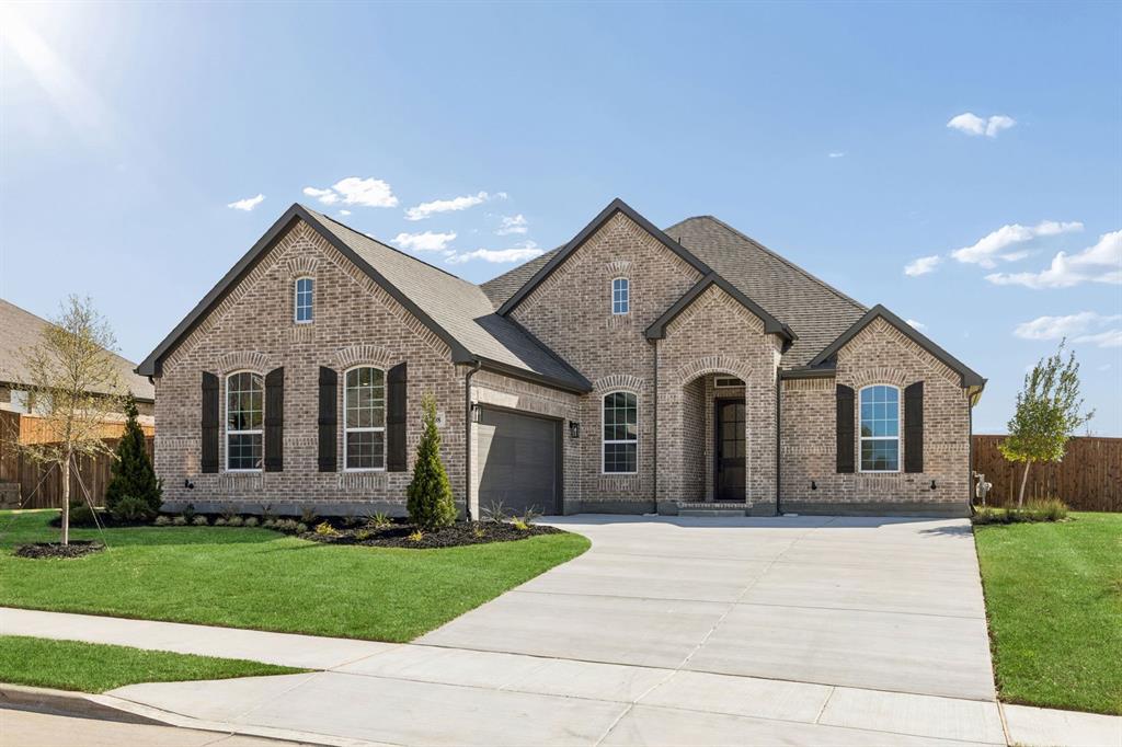 208 Bristol Ln, Azle, TX 76020
