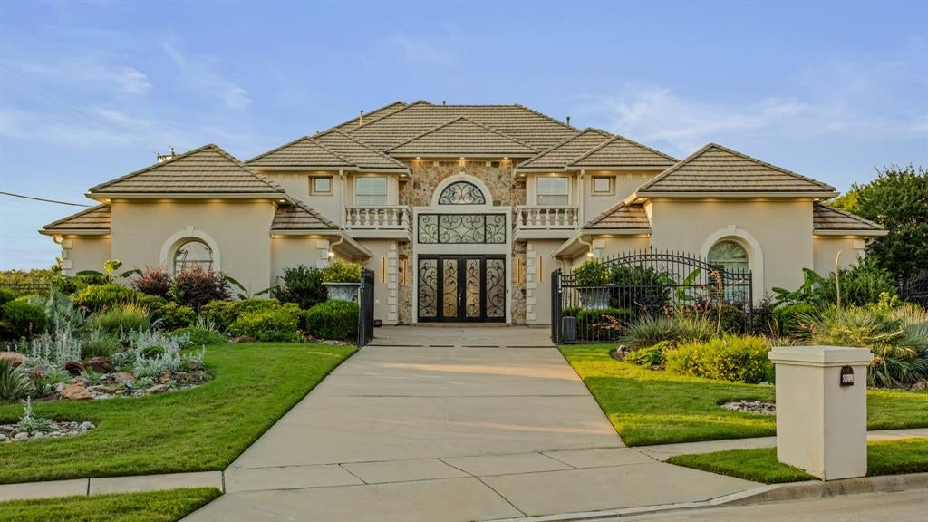 3704 Kingfisher Ct, Flower Mound, TX 75022 photo