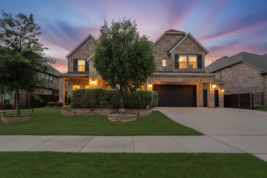 9913 Villa Verde Dr, Fort Worth, TX 76179